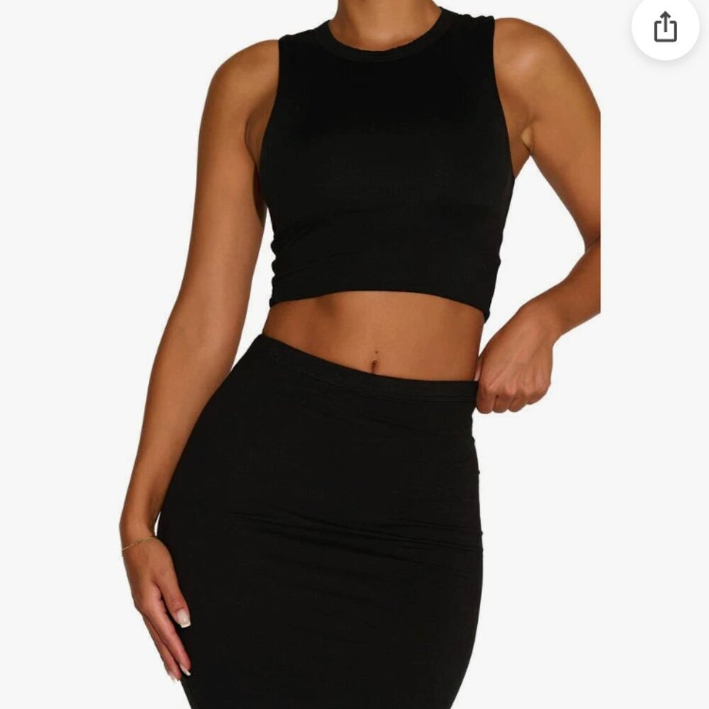 Naked wardrobe micro rib crop tank (two tops)